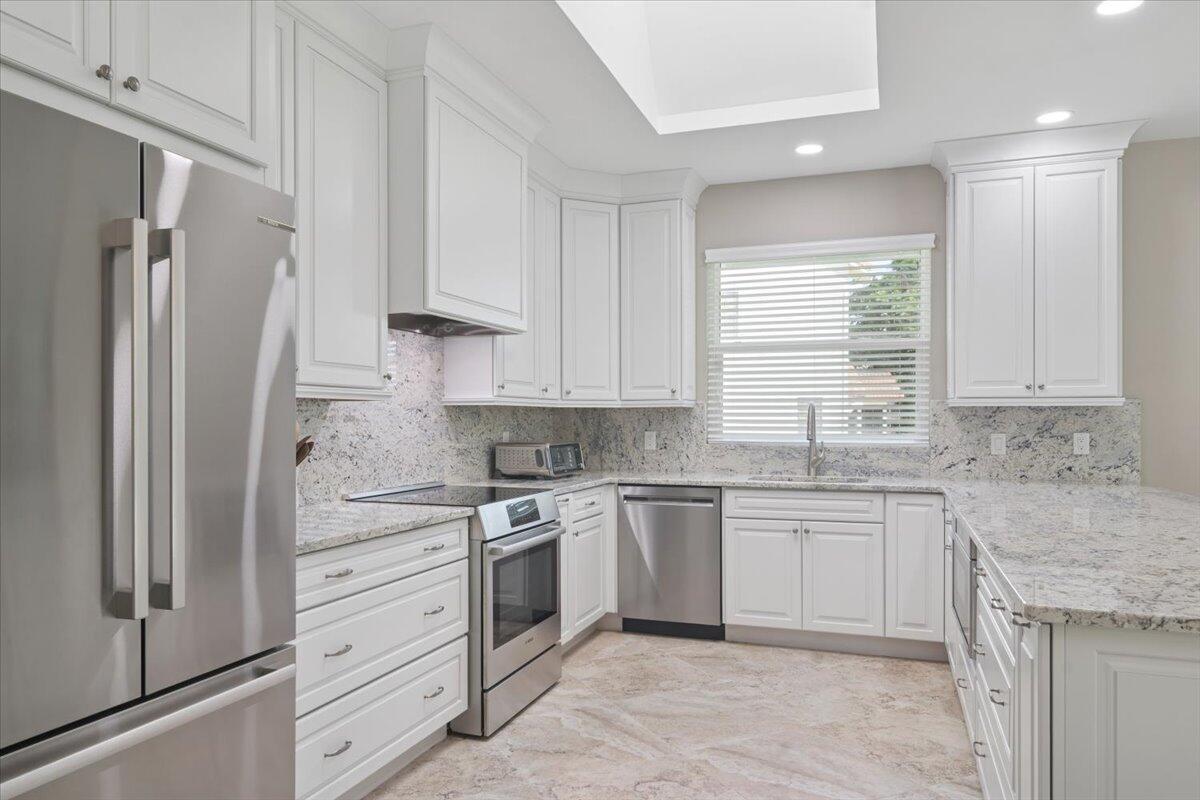 RESERVE CREEK - Residential