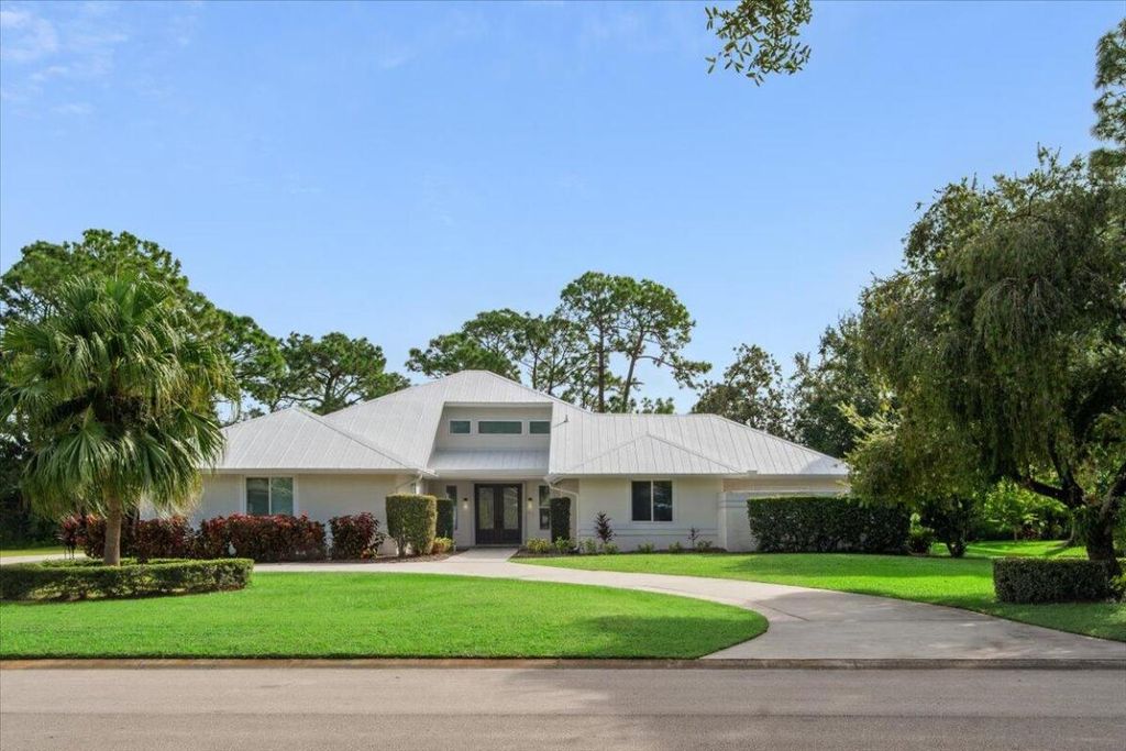 Photo of 7250 Reserve Creek Drive, Port Saint Lucie, FL 34986 (MLS # R11128530)