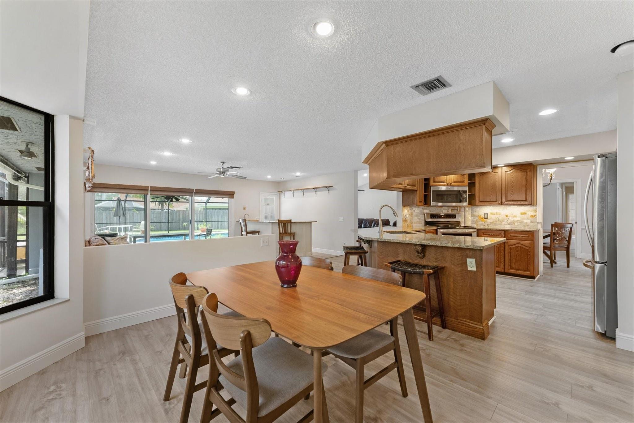 891 Citrus Pl