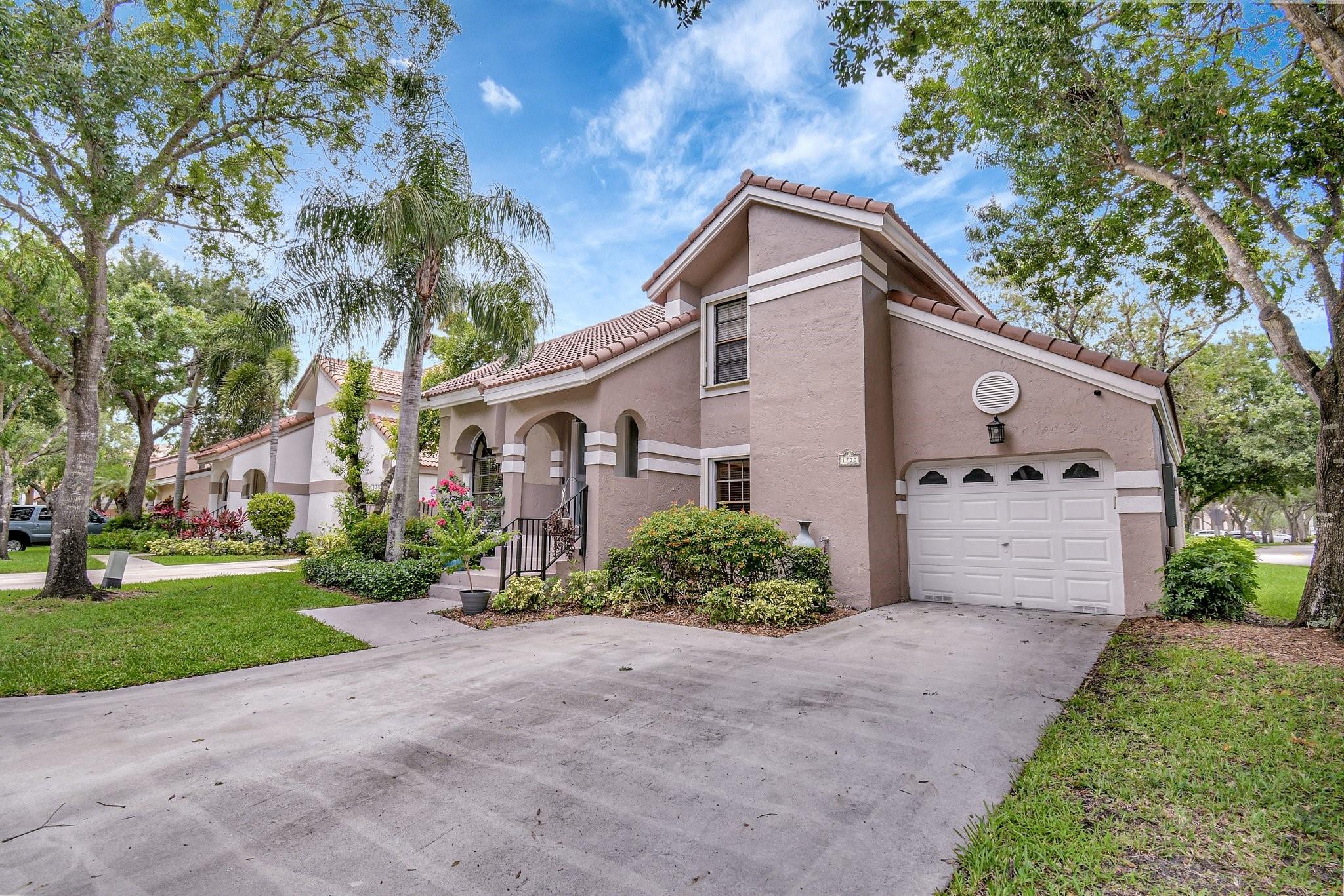 1700 NW 107th Ter
