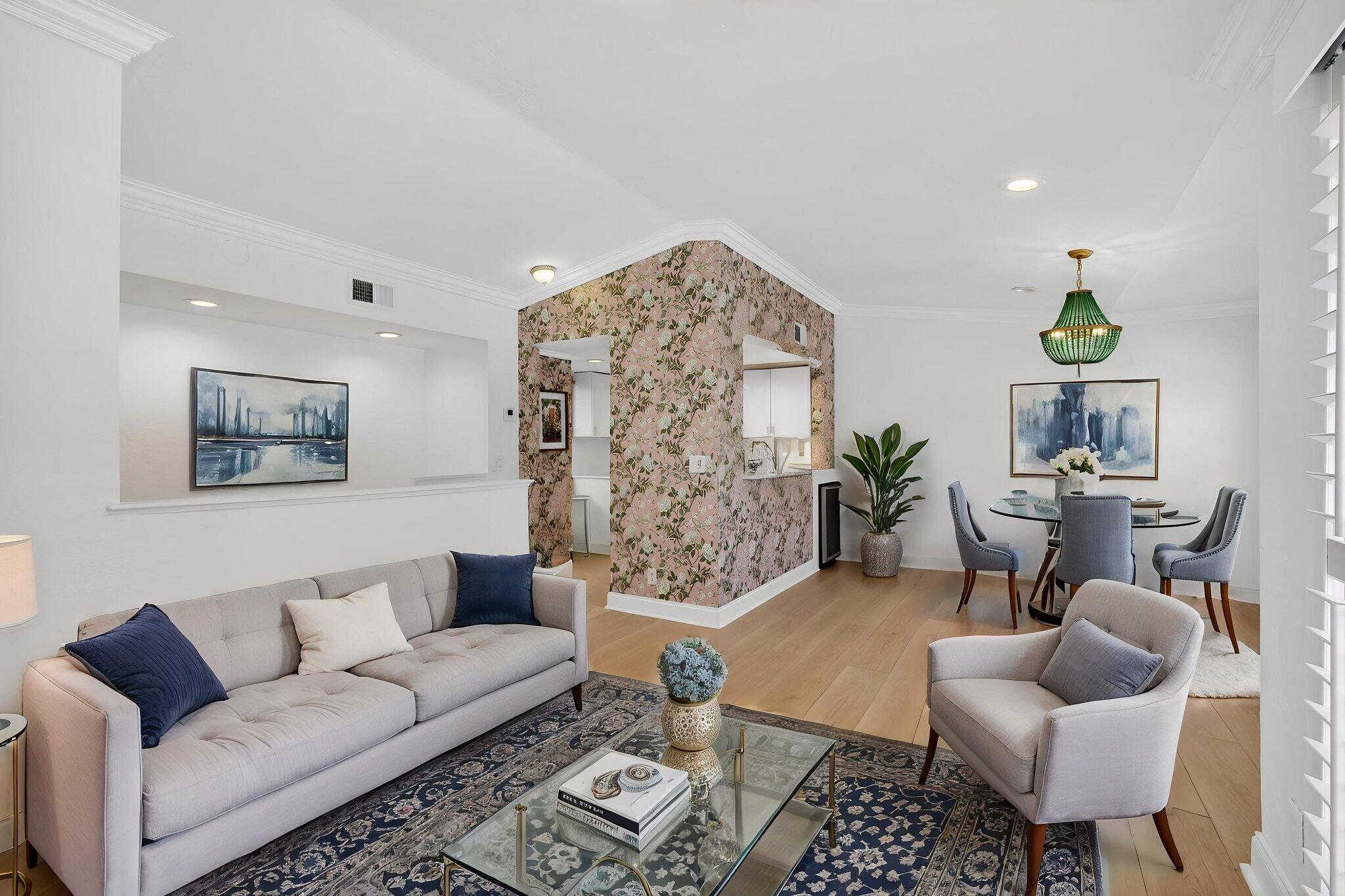 BAY REACH CONDO - Residential