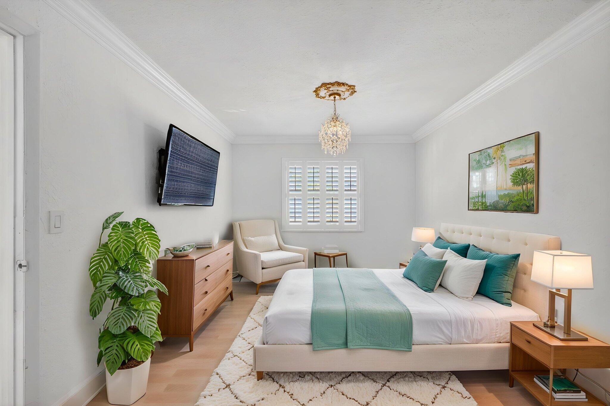 BAY REACH CONDO - Residential