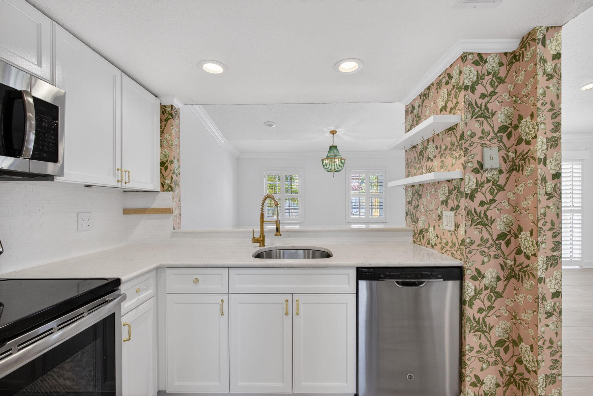 BAY REACH CONDO - Residential