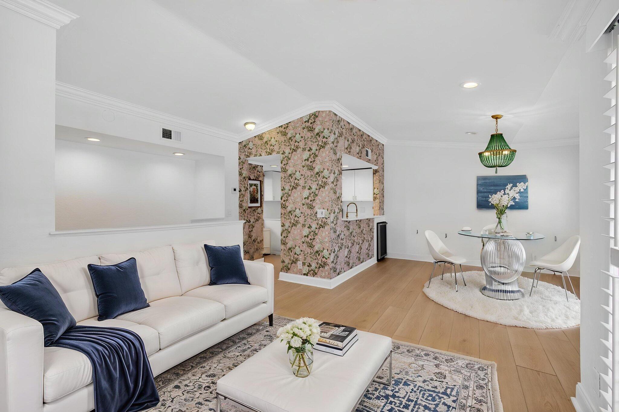 BAY REACH CONDO - Residential