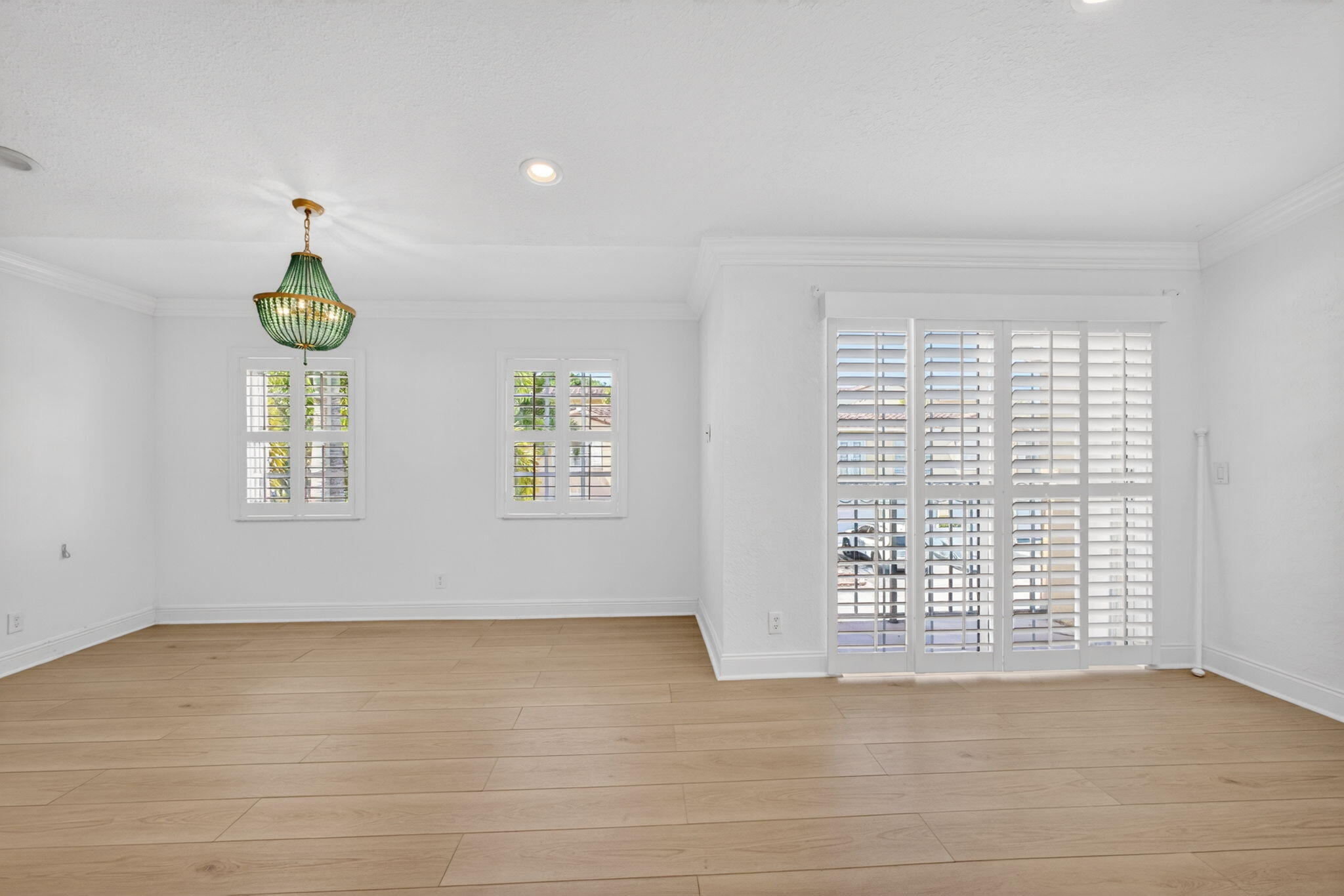 BAY REACH CONDO - Residential