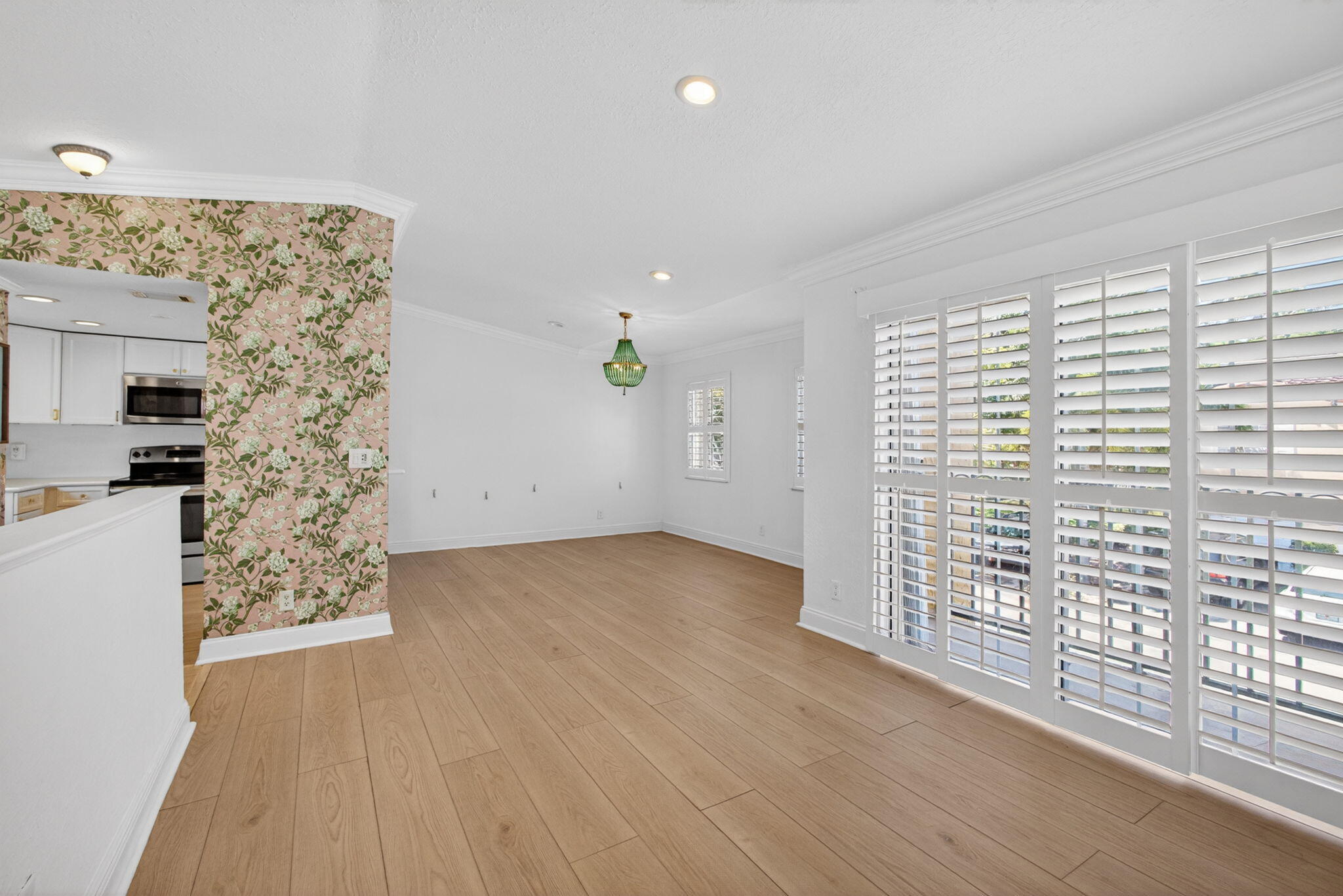 BAY REACH CONDO - Residential