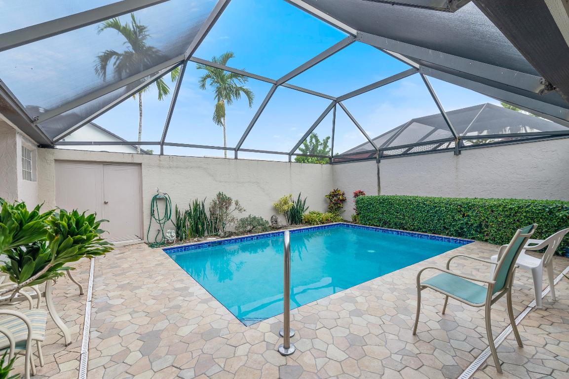 7914 Palacio Del Mar Drive