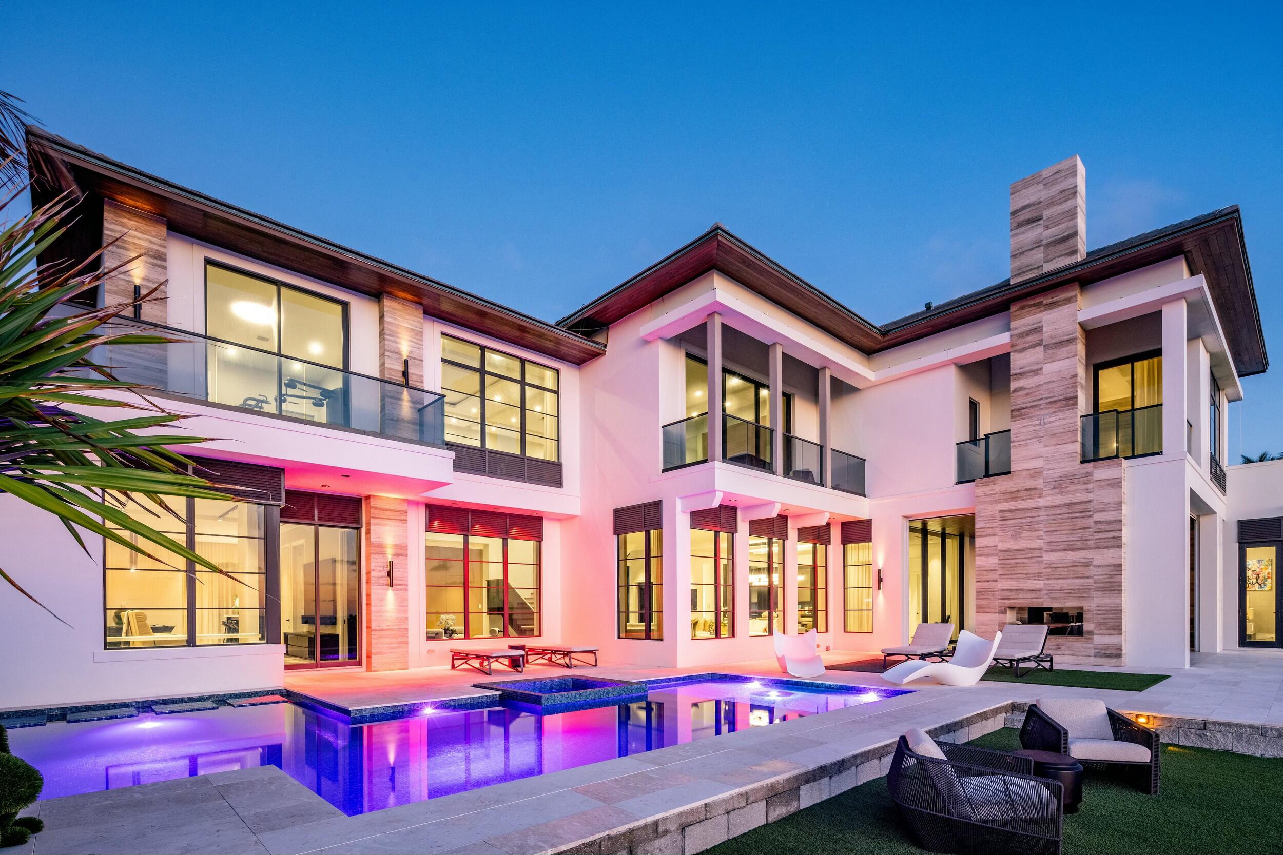 707 N Ocean Boulevard