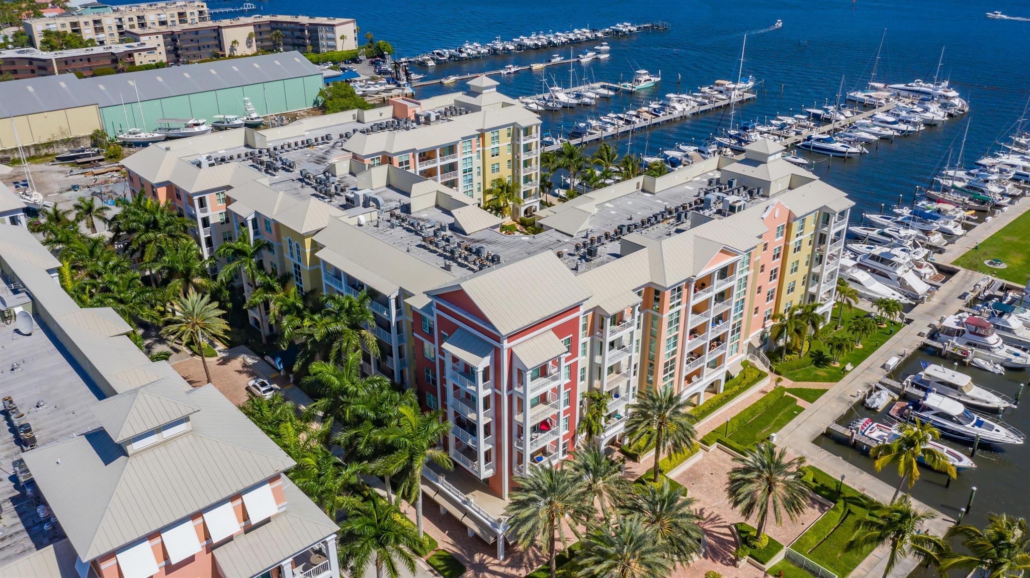 MOORINGS AT LANTANA CONDO - Residential Lease
