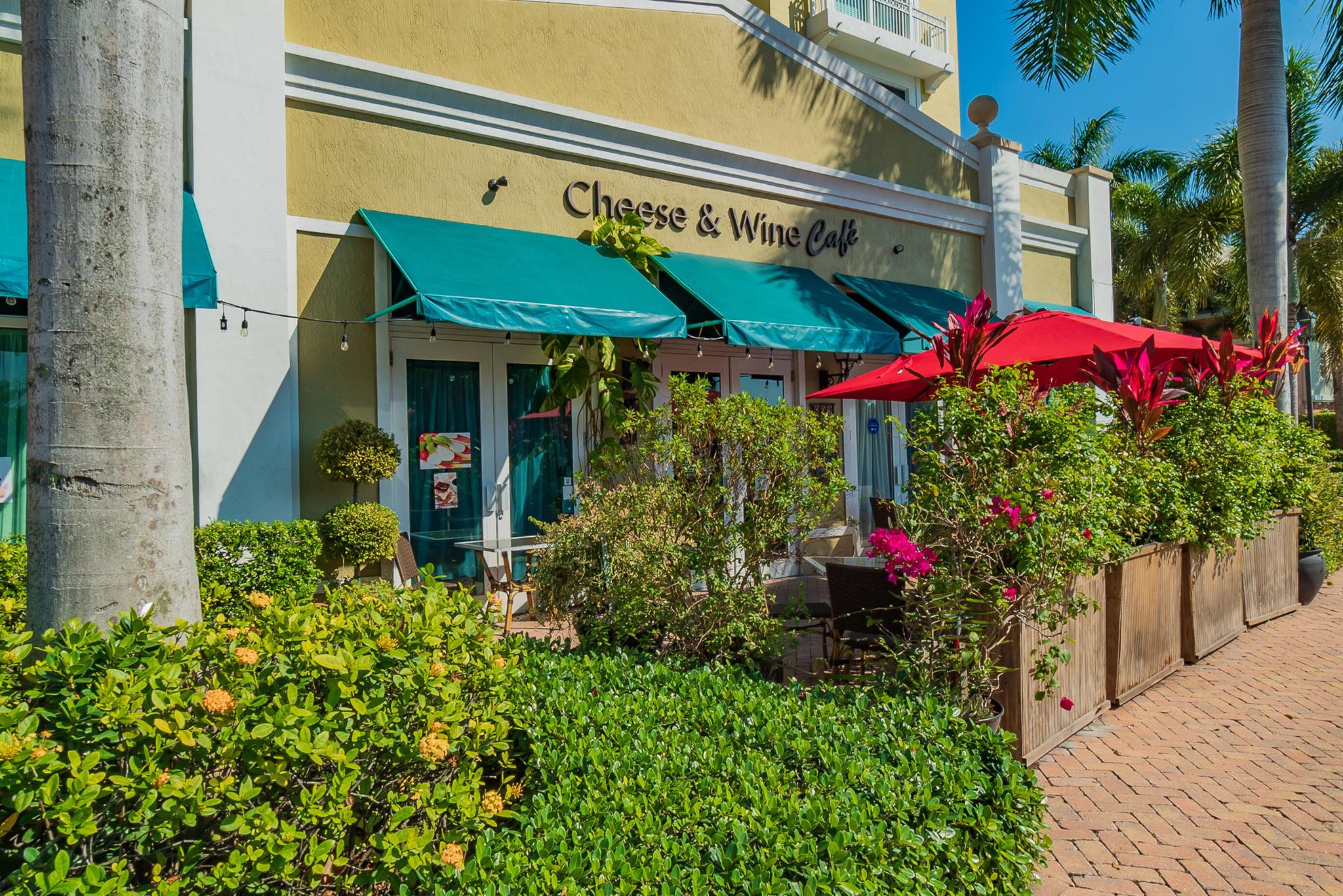 MOORINGS AT LANTANA CONDO - Residential Lease