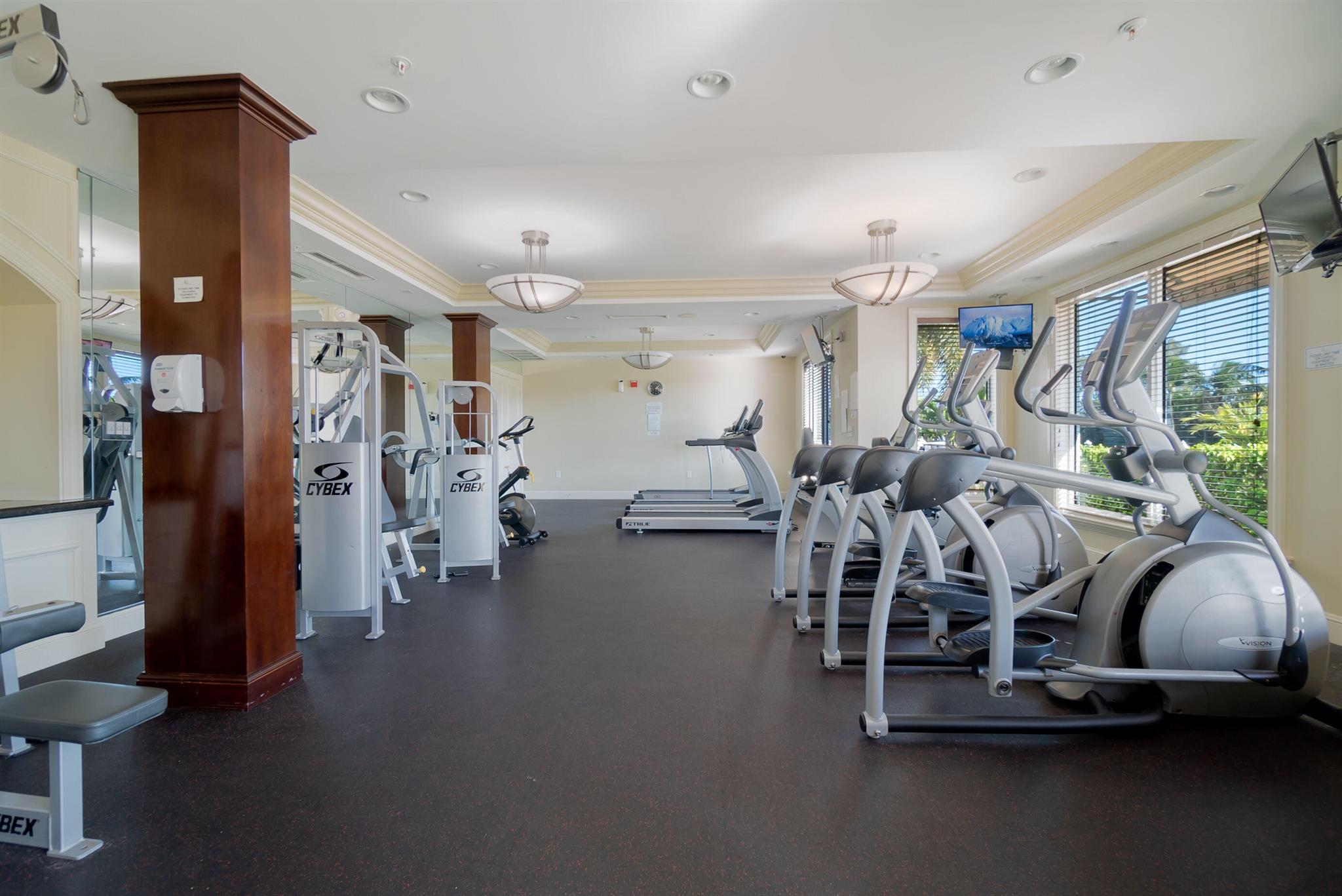 MOORINGS AT LANTANA CONDO - Residential Lease