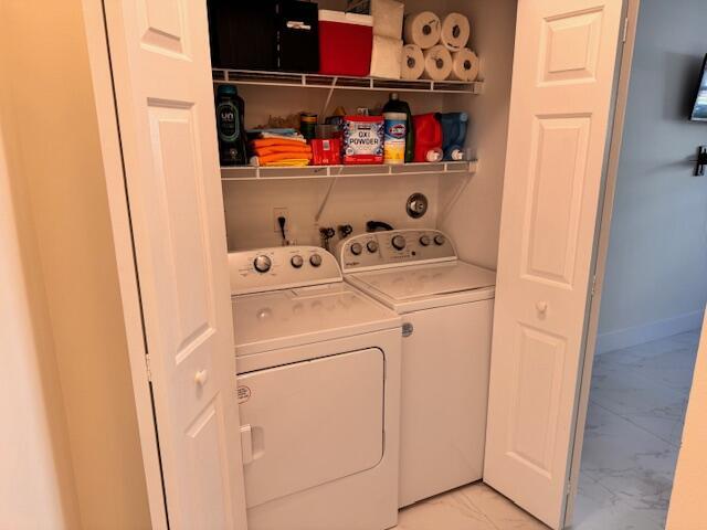 MOORINGS AT LANTANA CONDO - Residential Lease
