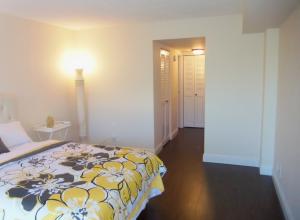 POINCIANA PLACE CONDO 1,2 - Residential