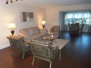 POINCIANA PLACE CONDO 1,2 - Residential