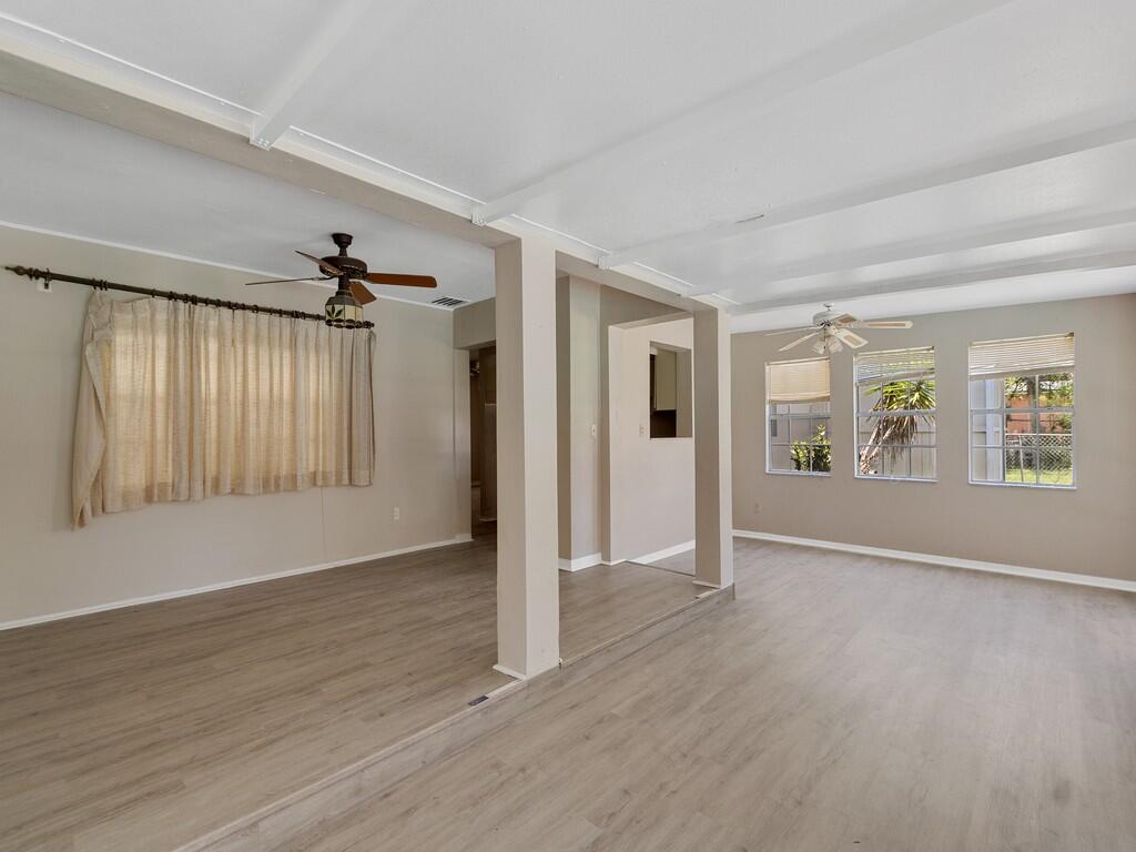 LAKEWOOD PARK UNIT 3 - Residential