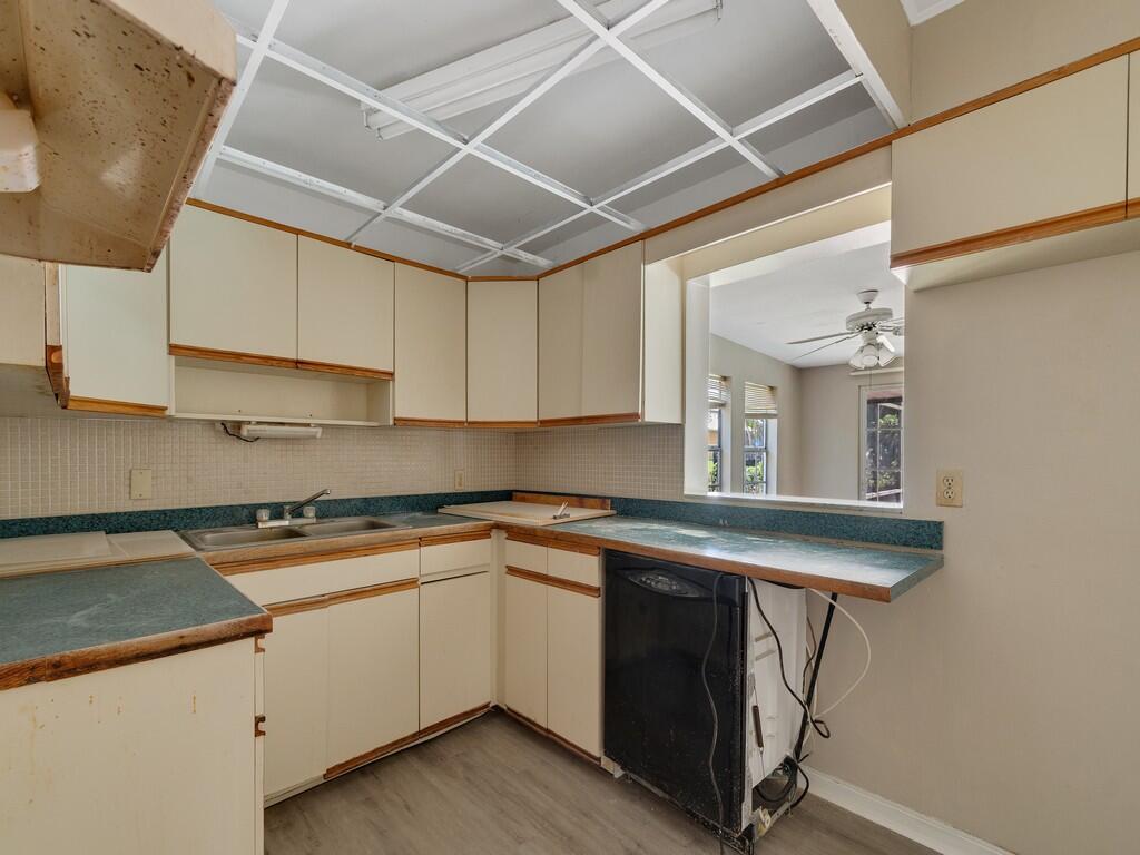 LAKEWOOD PARK UNIT 3 - Residential