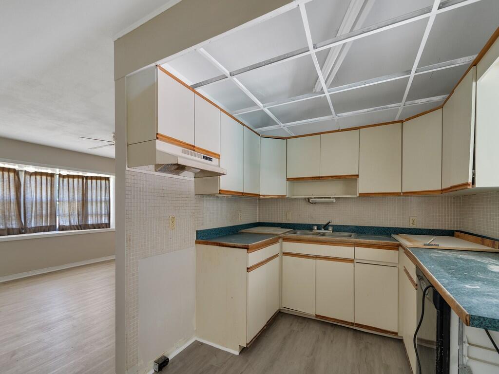 LAKEWOOD PARK UNIT 3 - Residential