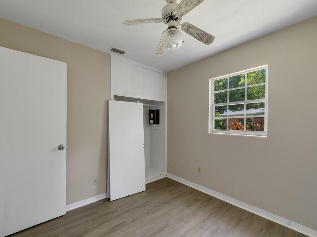 LAKEWOOD PARK UNIT 3 - Residential