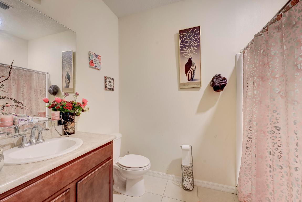 PORT ST LUCIE-SECTION 07- - Residential