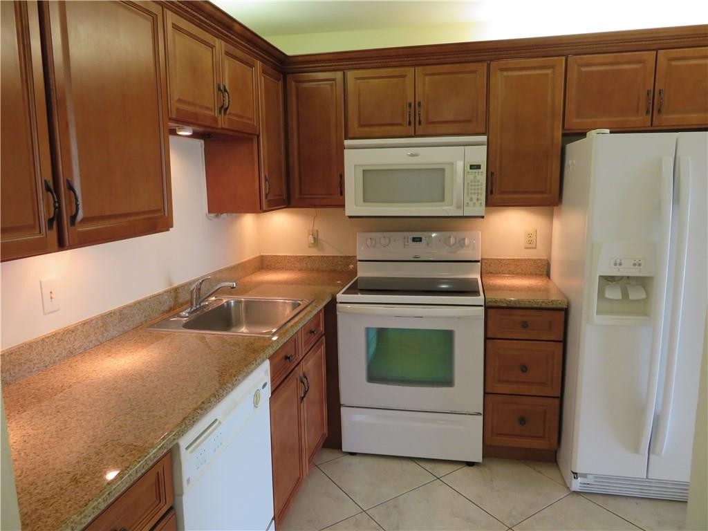 Isle of Sandalfoot Condo - Residential