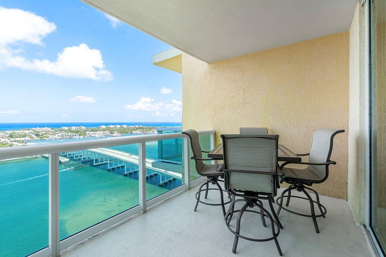 2640 Lake Shore Drive 2409