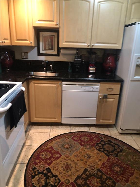 MANORS OF INVERRARY - Residential