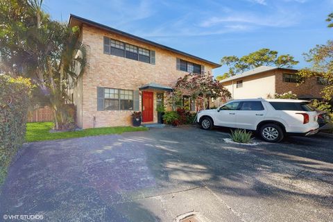 A home in Wilton Manors