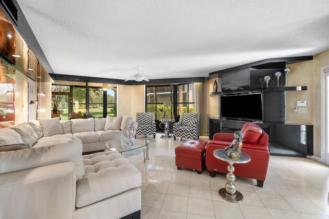 15321 Strathearn Drive 10902