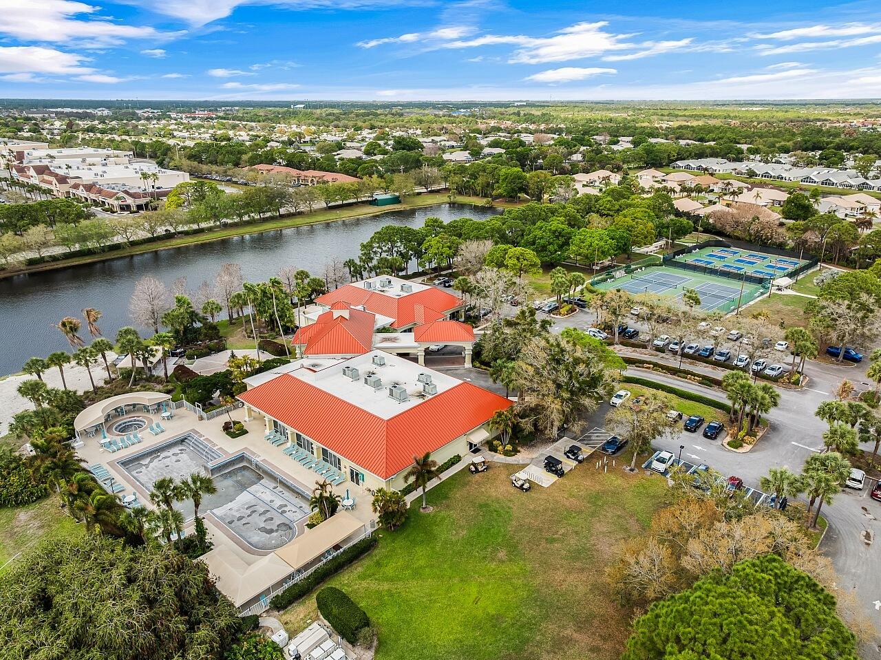 Kings Isle - Residential