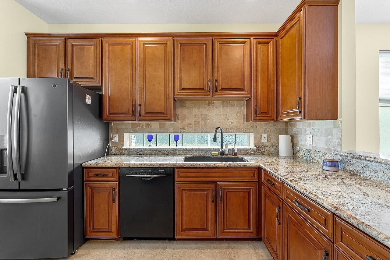 Kings Isle - Residential