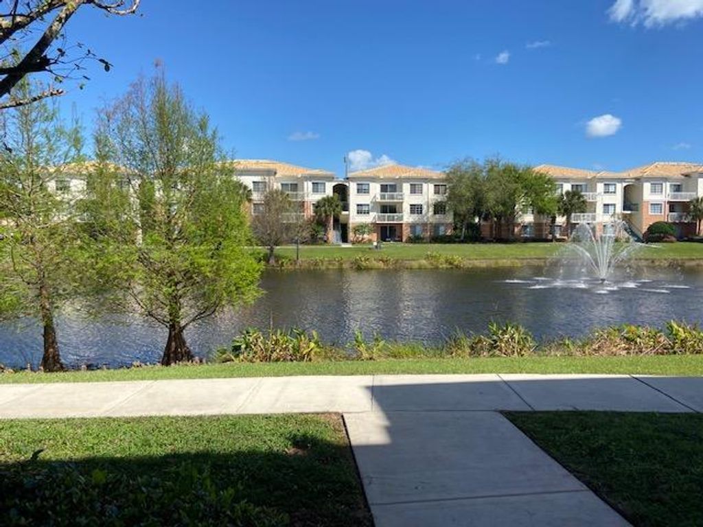 Photo of 9108 Myrtlewood Circle W, Palm Beach Gardens, FL 33418 (MLS # R10698795)