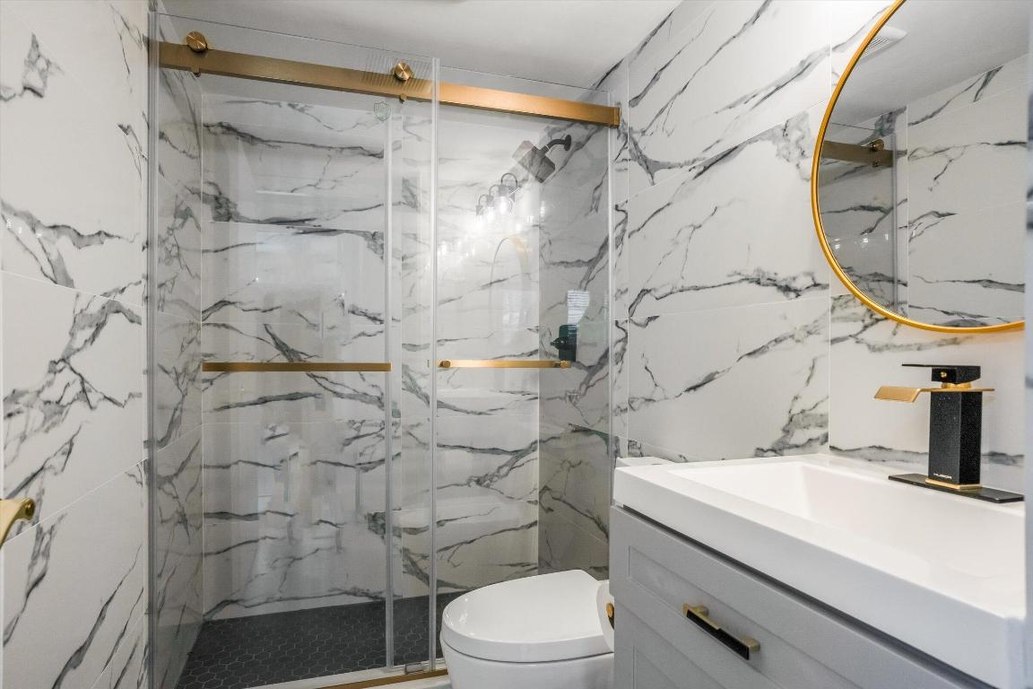 BAYVIEW GARDENS CONDO - Residential