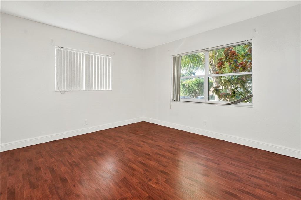 Oriole-Margate Sec 4 78-2 - Residential