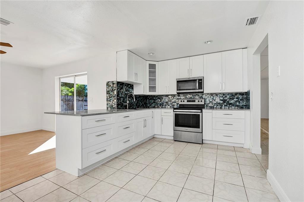 Oriole-Margate Sec 4 78-2 - Residential