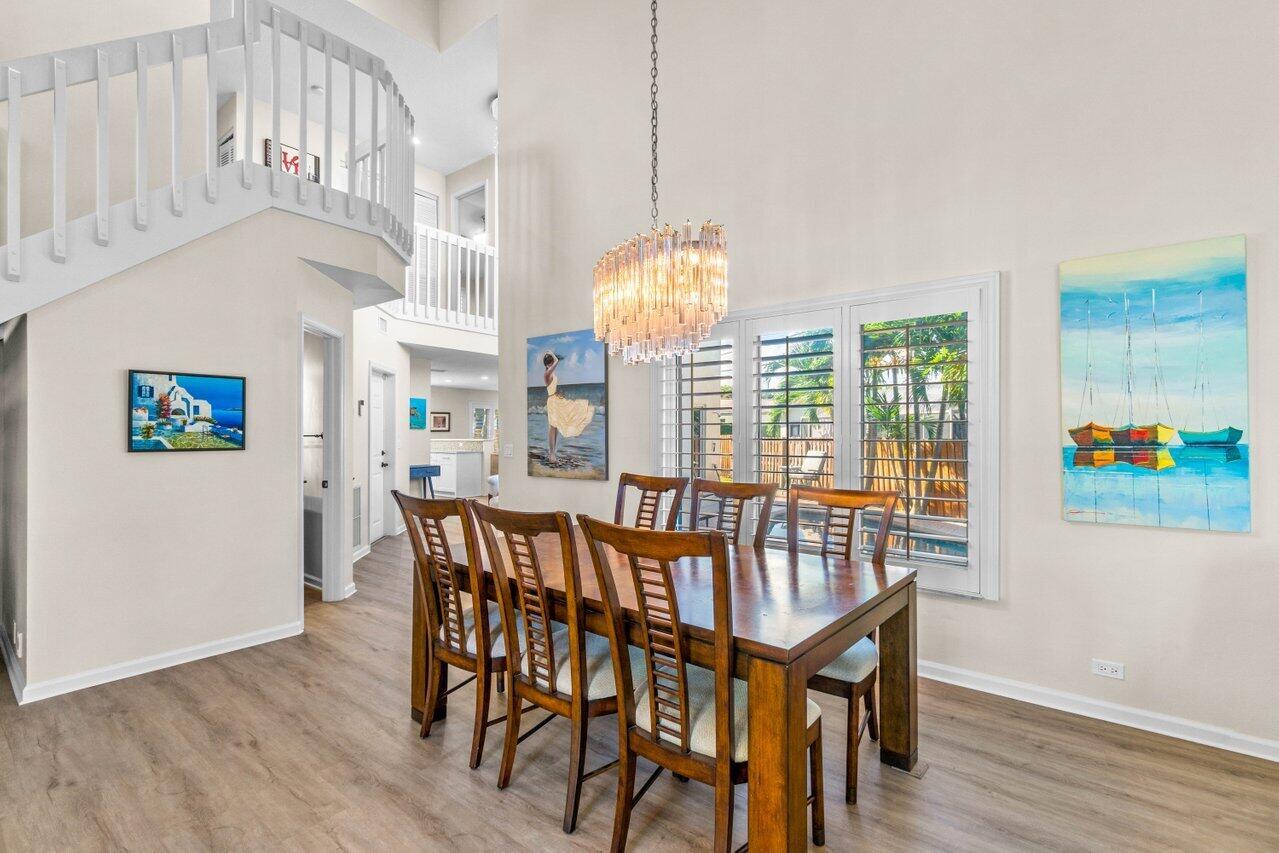 BOCA RATON HILLS SEC 3 - Residential