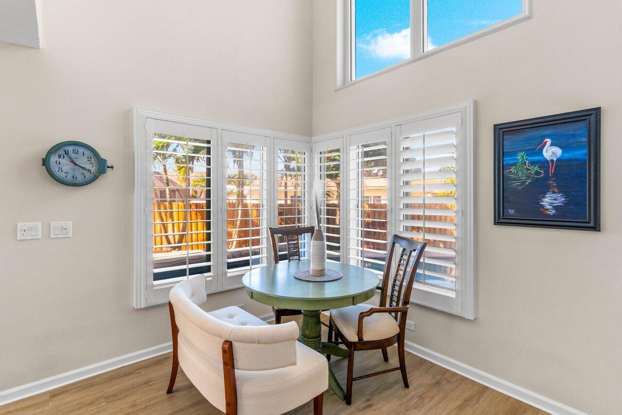 BOCA RATON HILLS SEC 3 - Residential