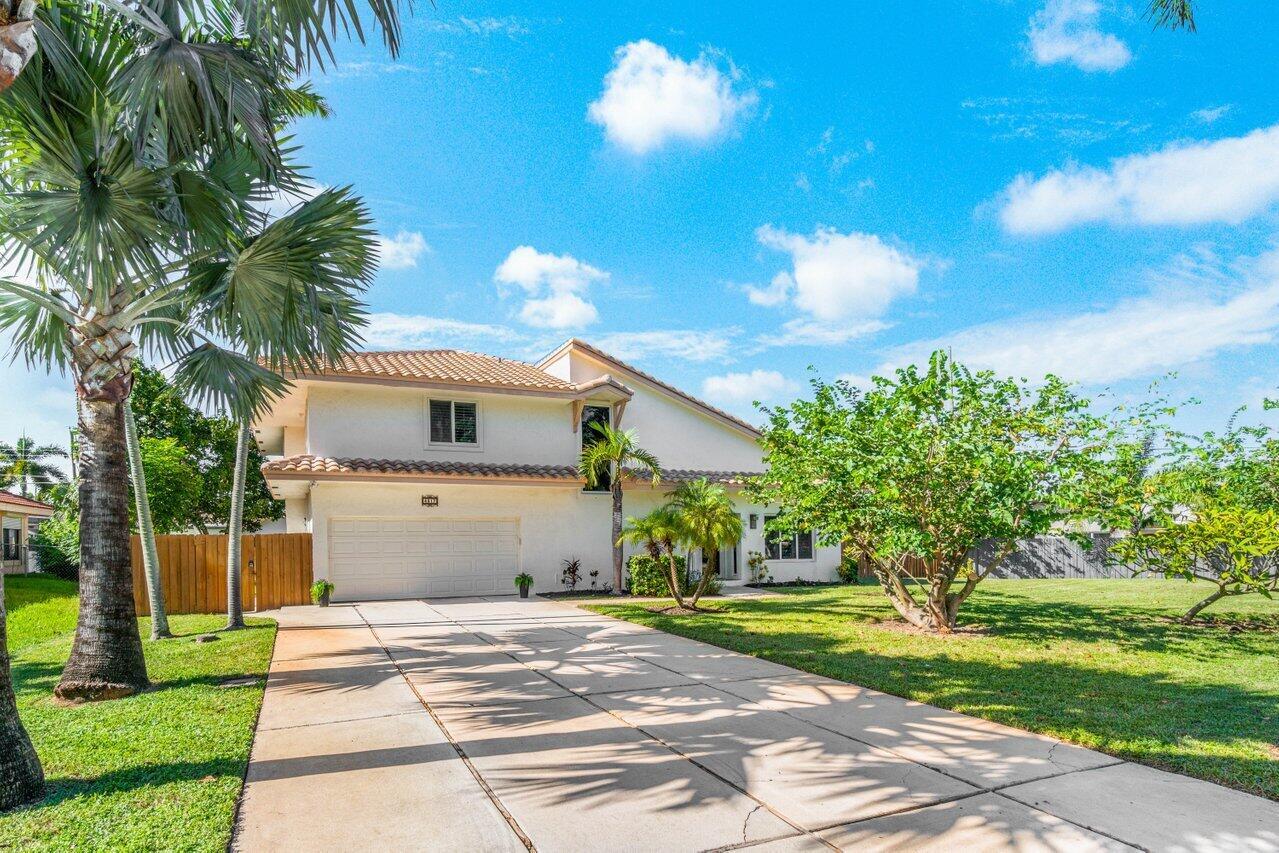 BOCA RATON HILLS SEC 3 - Residential