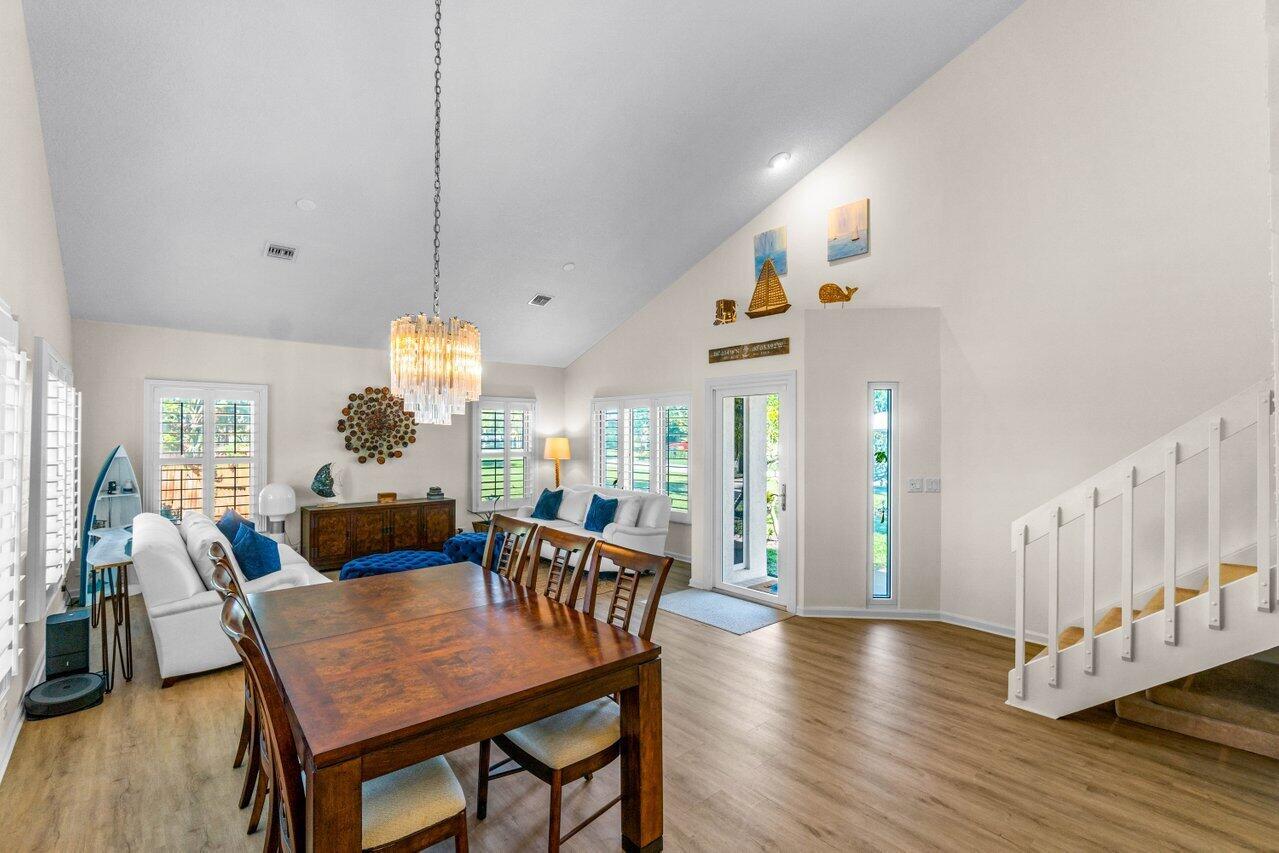 BOCA RATON HILLS SEC 3 - Residential