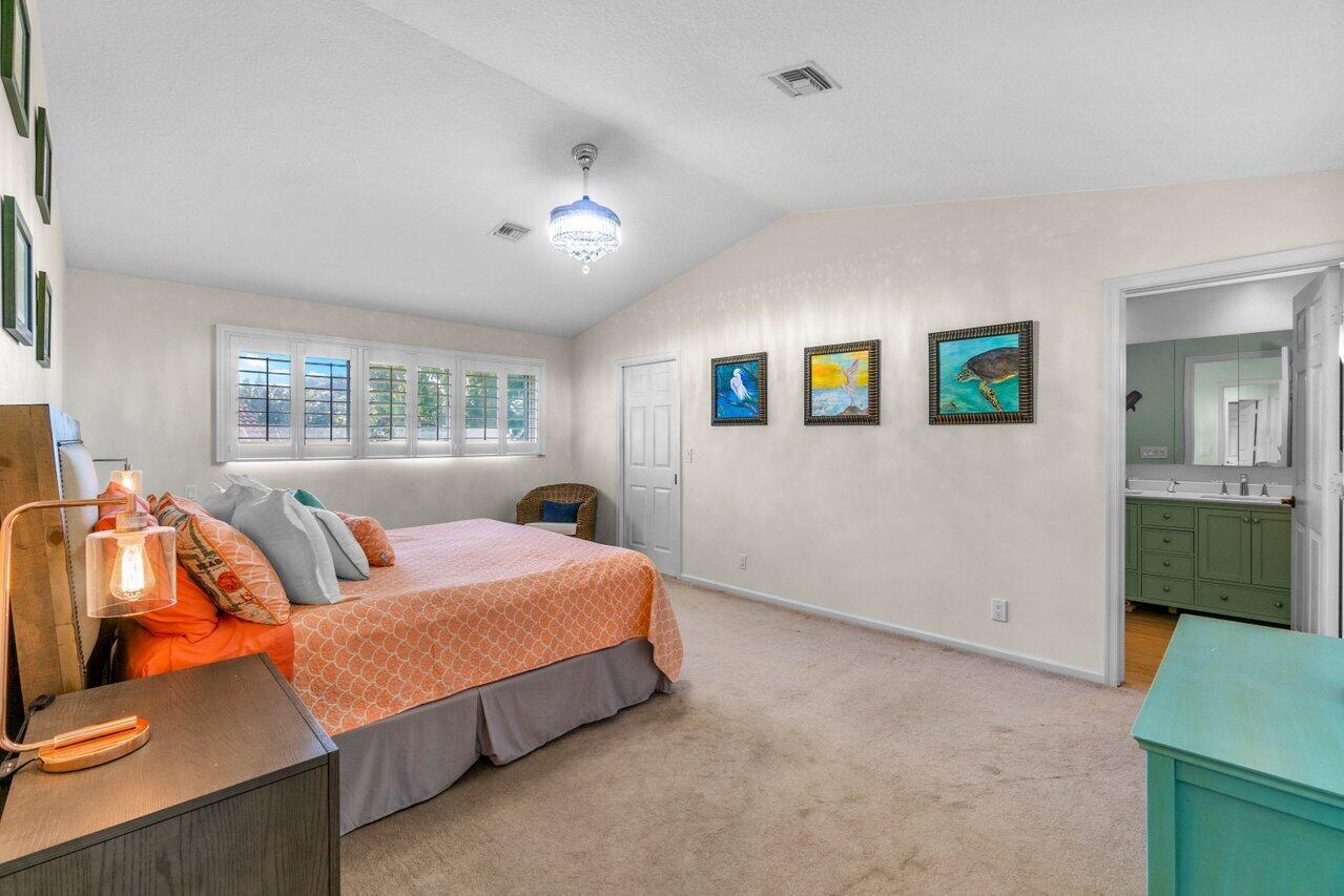 BOCA RATON HILLS SEC 3 - Residential