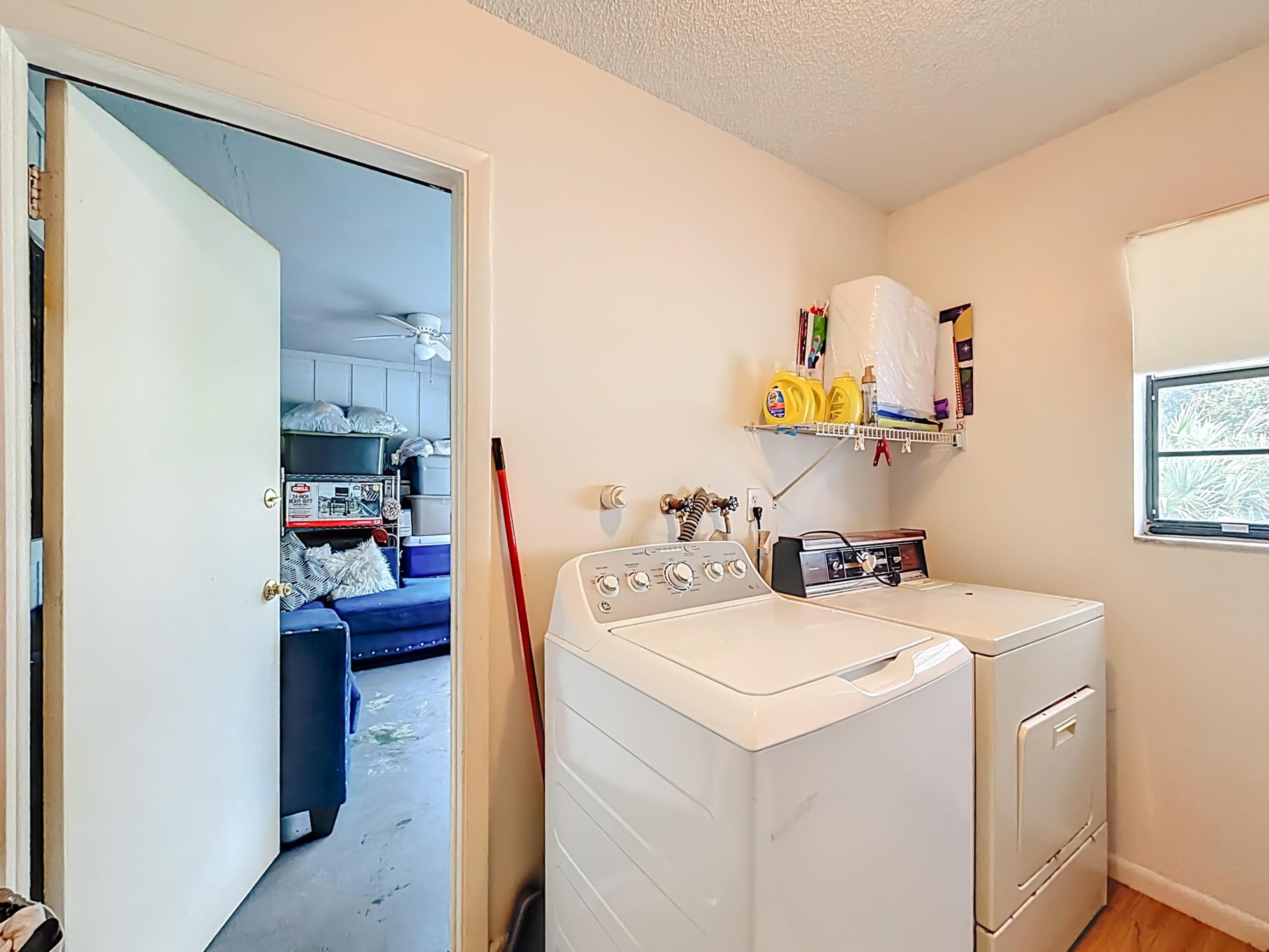 WALDEN POND - Residential