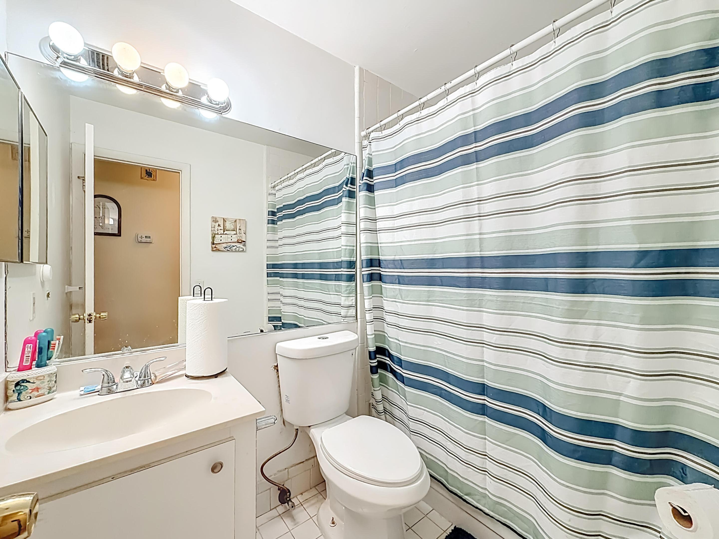 WALDEN POND - Residential