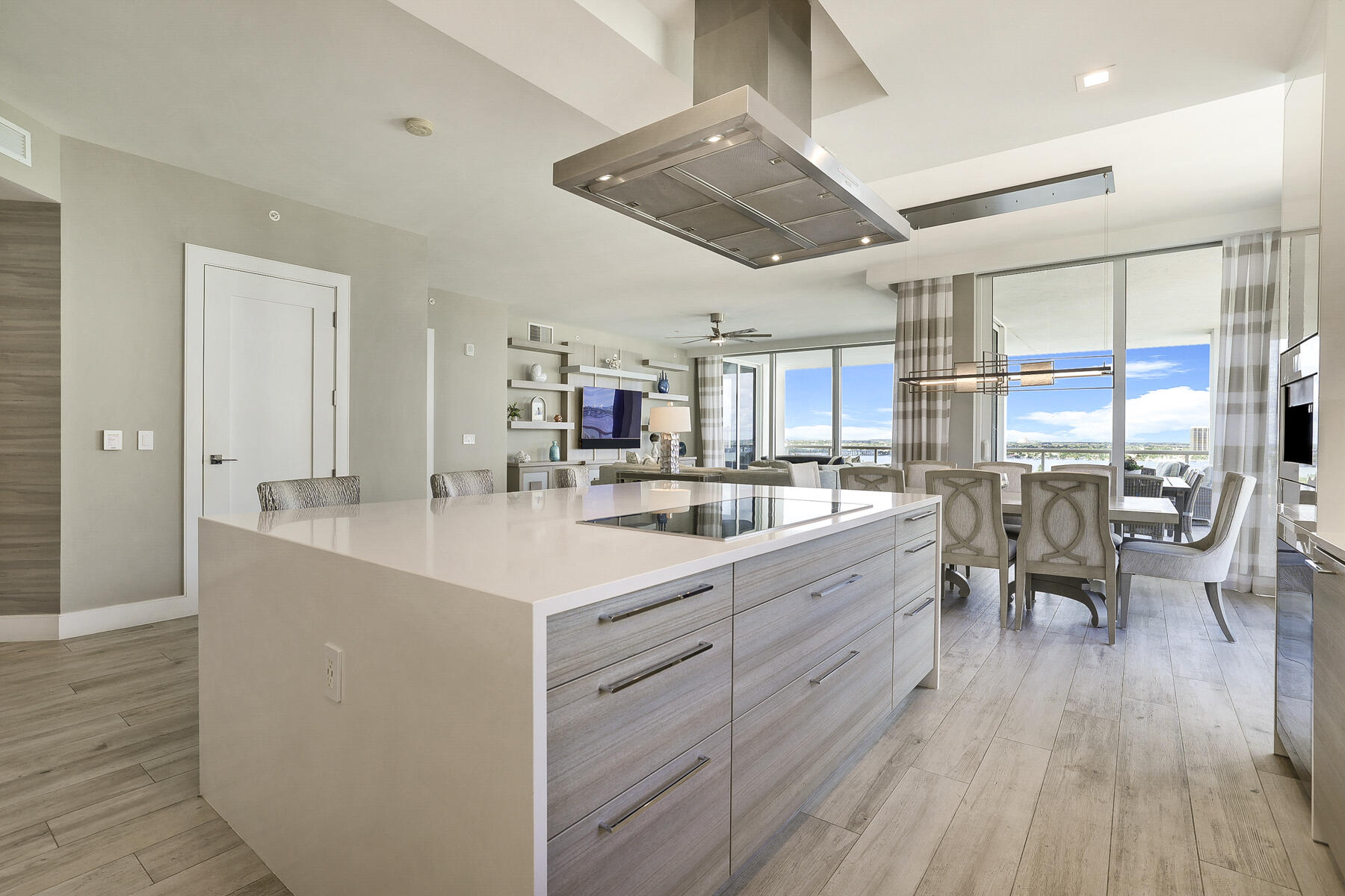 VISTABLUE SINGER ISLAND CONDO - Residential