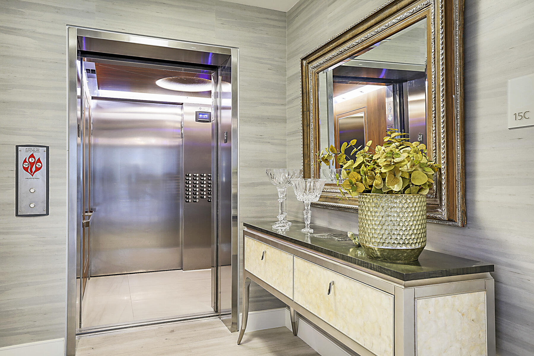 VISTABLUE SINGER ISLAND CONDO - Residential