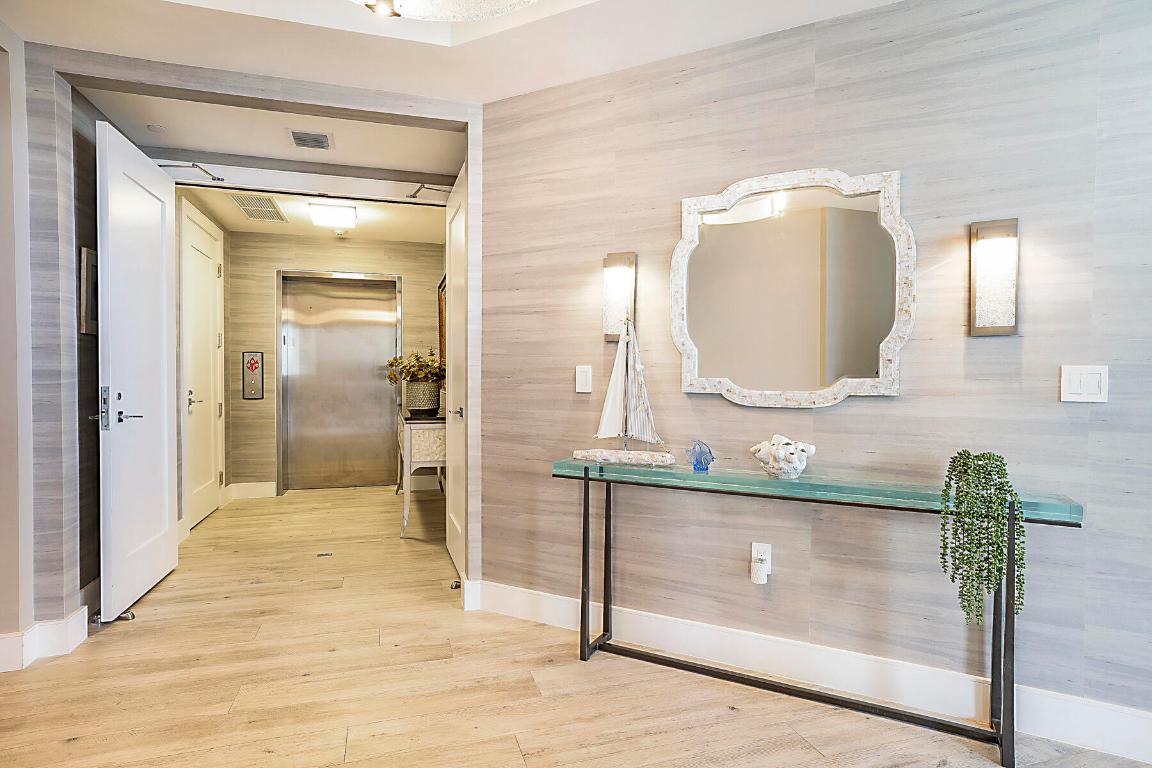 VISTABLUE SINGER ISLAND CONDO - Residential