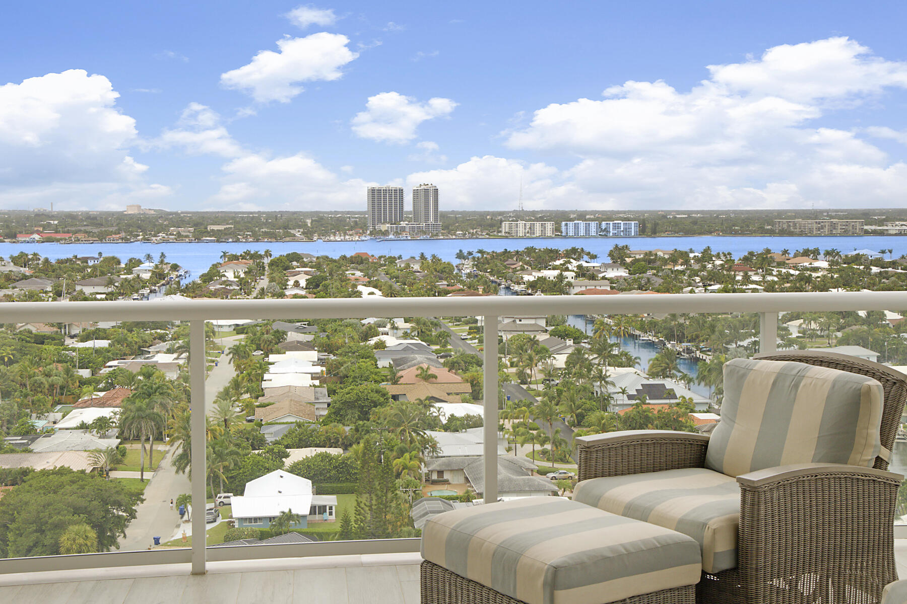 VISTABLUE SINGER ISLAND CONDO - Residential