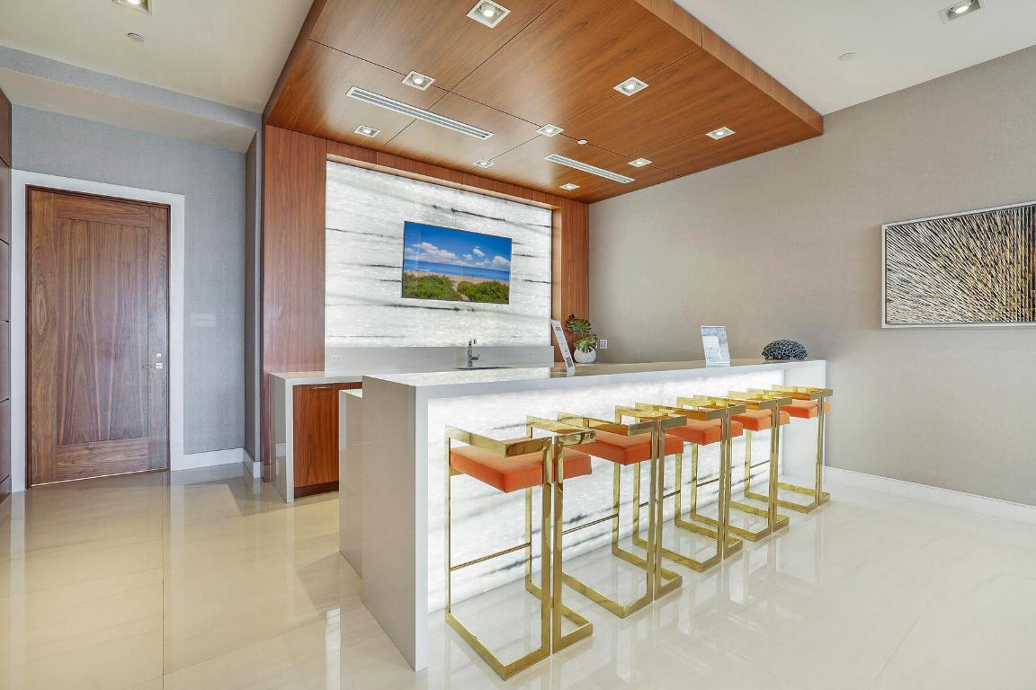 VISTABLUE SINGER ISLAND CONDO - Residential