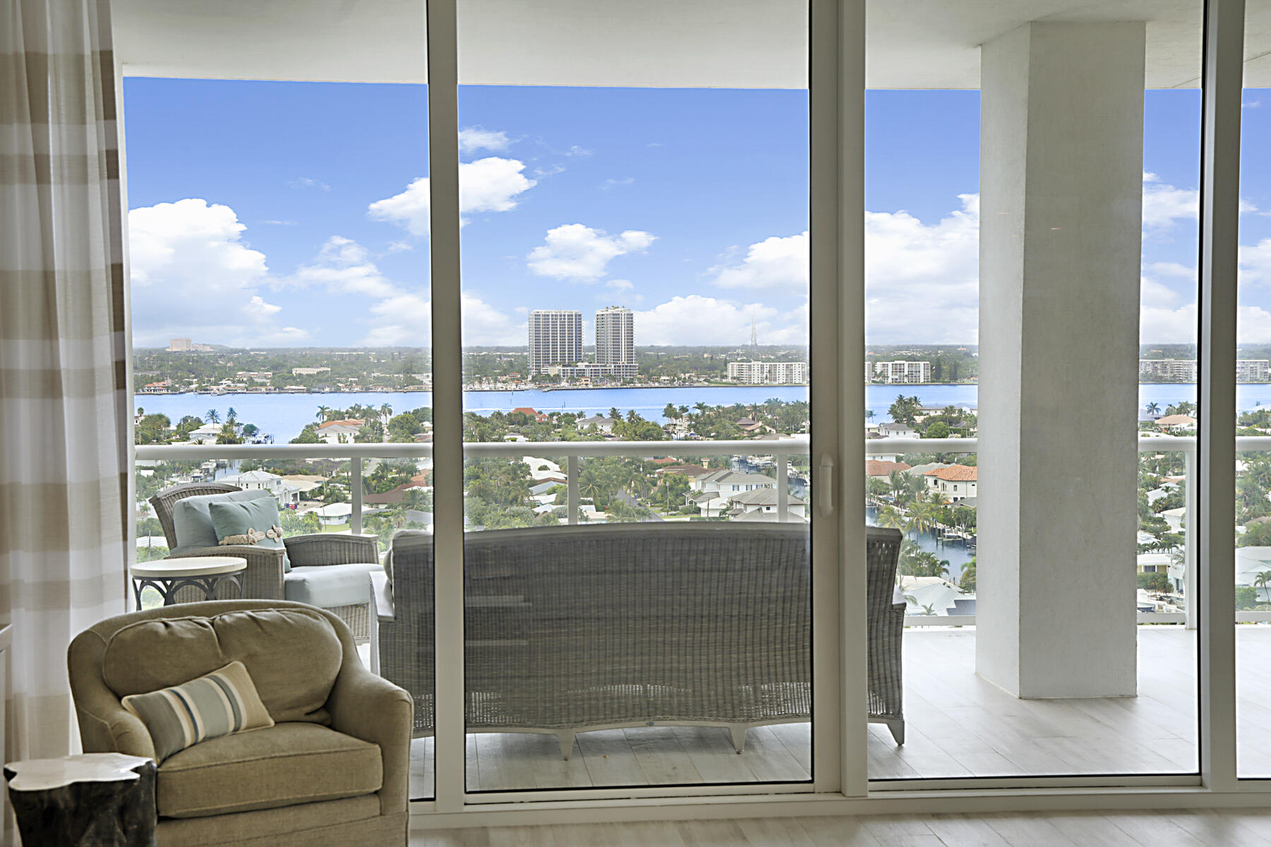 VISTABLUE SINGER ISLAND CONDO - Residential