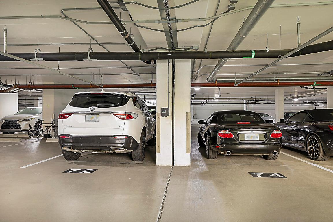 VISTABLUE SINGER ISLAND CONDO - Residential