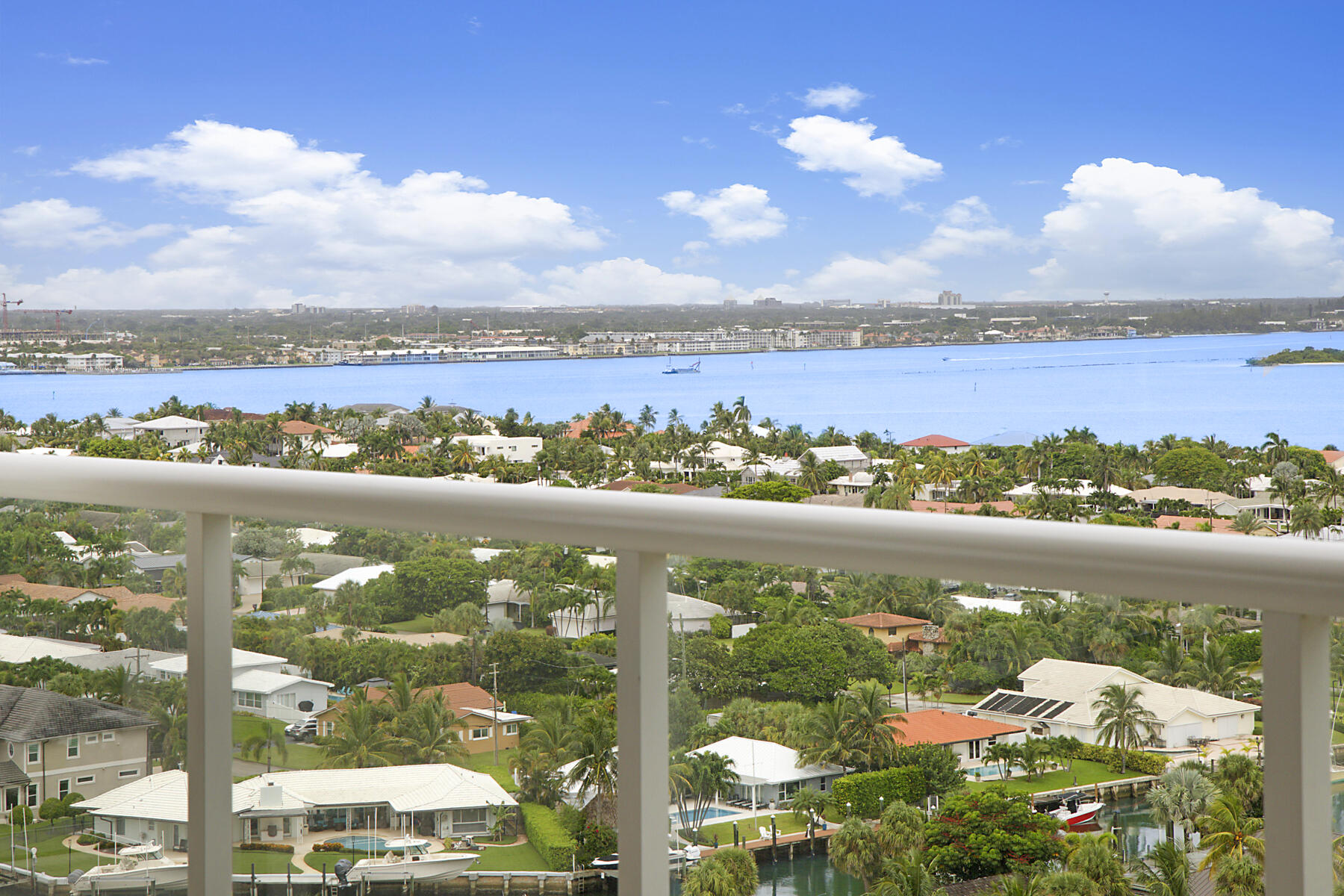 VISTABLUE SINGER ISLAND CONDO - Residential