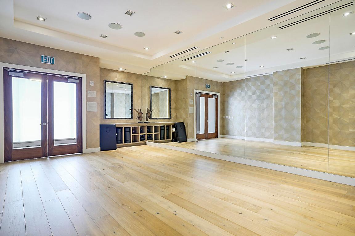 VISTABLUE SINGER ISLAND CONDO - Residential